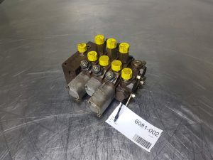 Volvo Bucher Hydraulics 200011531022 Valve/Ventile/Ventiel