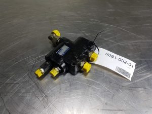 Char-Lynn 6061339002 Priority valve/Ventiel