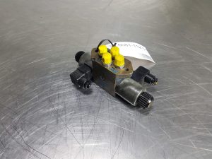 Zeppelin ZL100 Bosch 081WV06P1V1004WS012/0000 NG6 4/3 Valve 12V