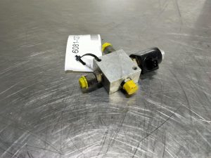 Kramer 320 Integrated Hydraulics 3/2 Valve-Way Valve-Valve 12V