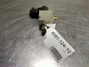 Volvo L30G ZM2814679 2/2 Valve-Directional Valve-Valve