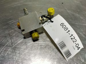 Volvo L30B ZM2814688 3/2 Valve-Directional Valve-Valve