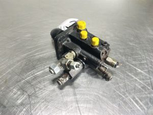 Ahlmann AZ150-4100587A/4184861A-Brake valve/Brake central