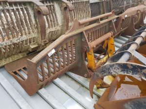 Ahlmann AZ150 Beco LPR40 Skeleton bucket