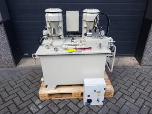 Parker CPP210250031132MA2B10SKS Hydraulic unit/Hydraulik aggregate