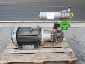 Compact-/steering unit/Hydraulik aggregate