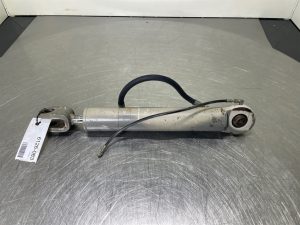 Atlas AR80 3931751 Steering cylinder/Lenkzylinder