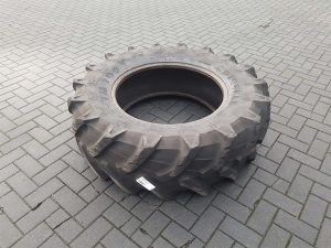 Pirelli 420/70-R28 Tire/Reifen/Band