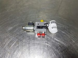 Fuchs MHL320 Terex 5003700056 3/2 Valve-Directional Valve