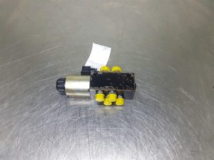 Volvo L40B Till Helmstedt SV165A012B36 6/2 Valve-Wegeventil-Ventiel