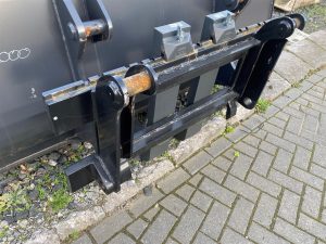 Yanmar V100 TL Forks/Palletgabeln/Palletvorken