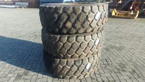 Case 521F MTP 17.5-R25 Tire/Reifen/Band