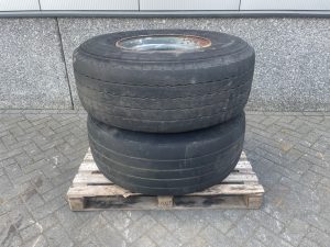 Schaeff SKS661 Michelin 425/65-R22.5 Tire/Reifen/Band