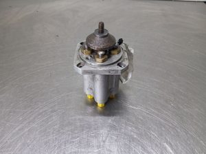 Schaeff SKS661 David Brown PRSVC0ICBSS015F0/PD1090 David Brown PRSVC-Servo valve/Servoventil