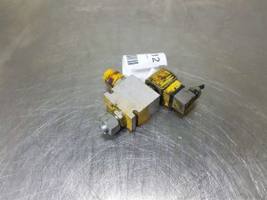 Ahlmann AZ45 Integrated Hydraulics LT-33-58.0 2/2 Valve