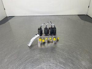 Sennebogen 835E 142529 Valve/Ventile/Ventiel