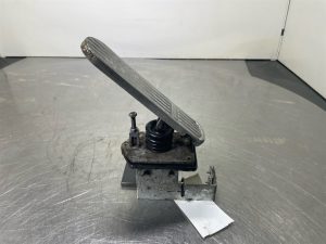 O&K L25.5 Gas pedal/Accelerator pedal/Accelerator pedal