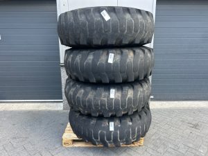 Ahlmann AZ14 CEAT 17.5-25 Tire/Reifen/Band