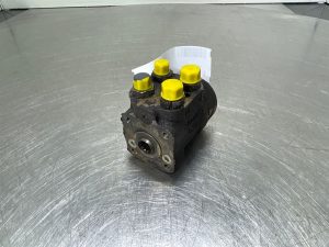 Ahlmann AZ14 Nordhydraulic LAGCSD140-24.17.5-2S Steering unit