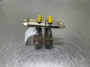 Liebherr A316 7010681 3/2 Valve-Directional Valve-Valve