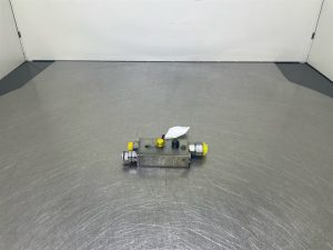 Ahlmann AZ150 Oil Control 08499903044001B Counter balance valve