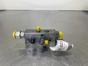 Ahlmann AZ150 Oil Control 08499803044001B Counter balance valve