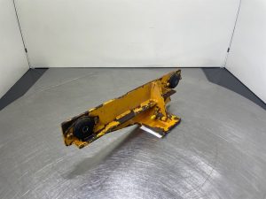 Ahlmann AZ10 Gearbox mount/suspension