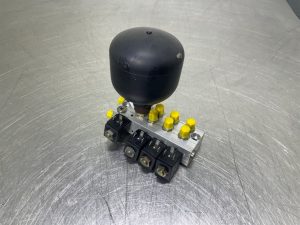 Terex AL80/SKL834 5572100026 Servo valve
