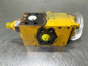 Liebherr A914 5614667 Hose burst valve