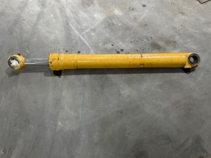 Liebherr A914 9908387 Boom cylinder/Hubzylinder/Hefcilinder