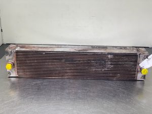 Liebherr L524 11006131 Oil cooler/Ölkühler/Oliekoeler