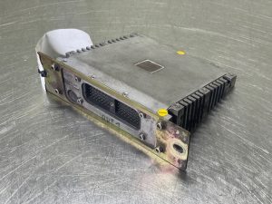 Liebherr L524-Liebherr 10685054-PME1 output module