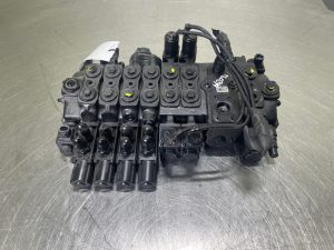 Manitou MT1440/1840 52536374 Valve
