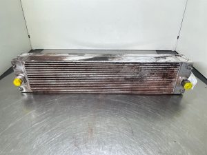 Liebherr L524 11006131 Oil cooler/Ölkühler/Oliekoeler