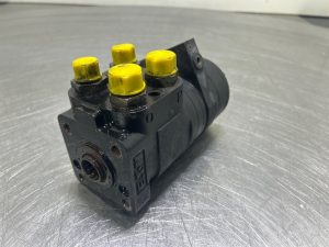 Ahlmann AS900 Eaton XCEL45-60/185 Steering unit