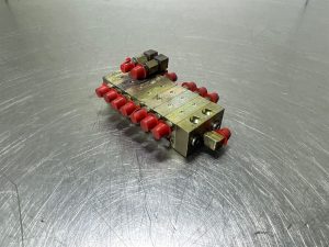 Liebherr L524 12234126 Lubricating distribution block
