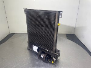 Liebherr LH24M 10813515 Airco condenser