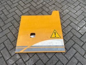Liebherr A934C 9640096 Side door front left/Haube/Kap