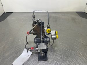 New Holland W110C Priority valve/Prioritaetsventil