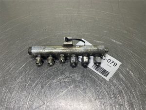 Liebherr A934C 10101615 Distributor/Verteiler/Verdeler