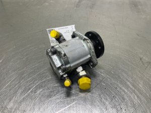 New Holland W110C Concentric CPN87426773 Gearpump/Gear pump