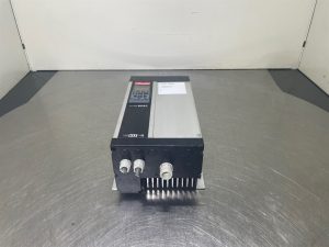 Sauer Danfoss VLT6003-175Z7048-Frequency converter