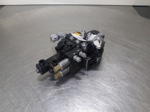 Yanmar V8 5606660627 Walvoil 101030071-Valve/Valves