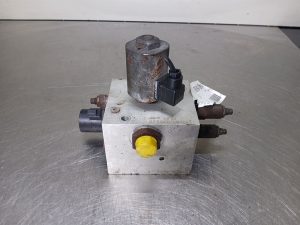 Schaeff SKL844 Hydraforce HFL010720 Stabilising module/Valve