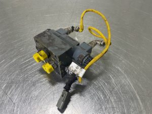 Liebherr A934C Rexroth 4WE6G62/EG24N9K26 NG6 4/3 Valve 24V