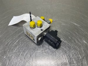 Liebherr A934C 10288470 4/2 Valve-Wegeventil-Ventiel