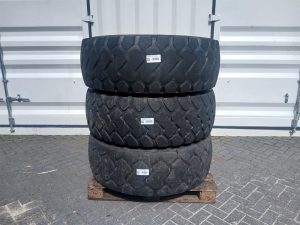 Ahlmann AZ14 Recamax 17.5-R25 Tire/Tire/Tire