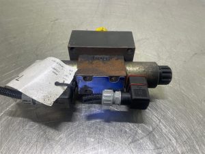 Atlas 1704MH Fluidparts FP1VW2CNJW75X868 NG6 4/3 Valve 24V