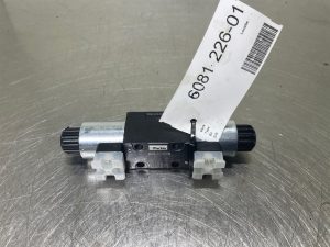 Parker D1VW001CNJW91 - NG6 4/3 Valve 12V