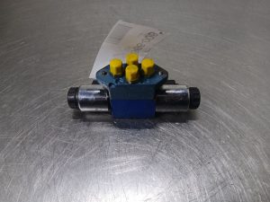 Zeppelin ZL100 Rexroth 4WE6J62/EG24N9K4 NG6 4/3 Valve 24V